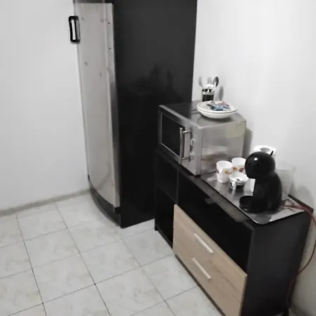 Privata Cu Baie Tina, Iulius Mall 3*