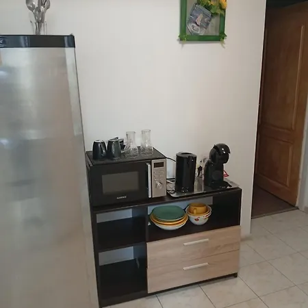 Privata Cu Baie Tina, Iulius Mall