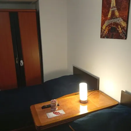 Privata Cu Baie Tina, Iulius Mall 4*